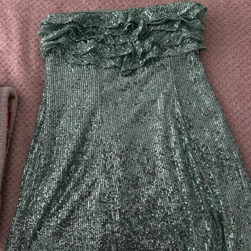 Elegant Green Sequin Dress